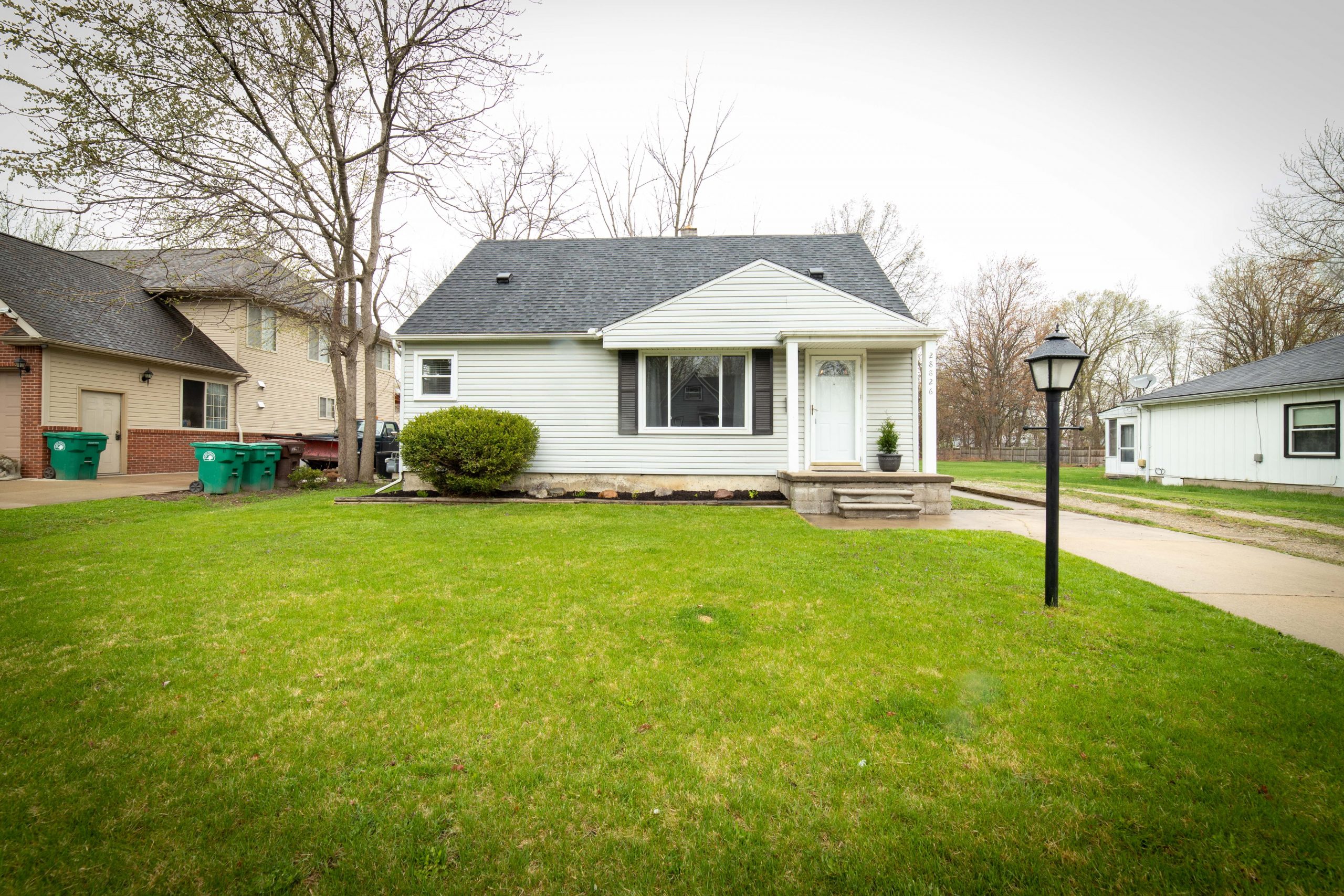 Single Family: $165,000 28826 Hennepin–Garden City